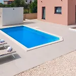 Tina Hébergement de vacances