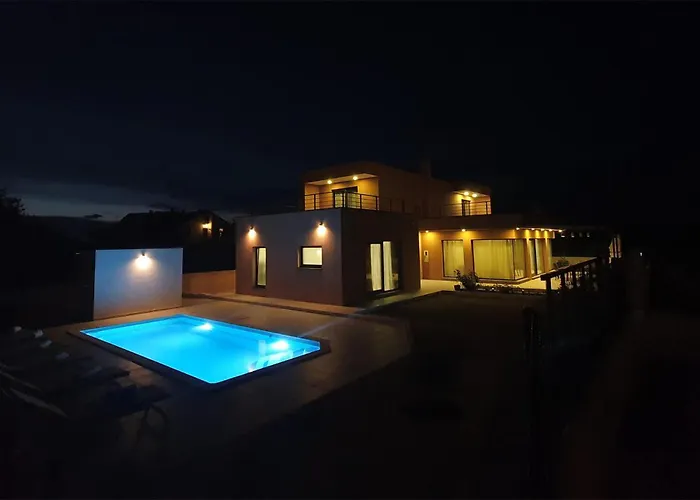 Tina בית נופש *